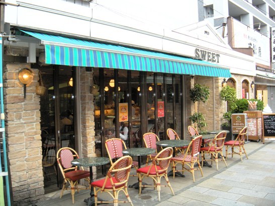 松本市　縄手通り　パン屋　スィート
