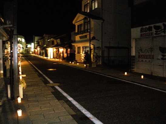 松本市　キャンドルナイト　中町通り　夜桜